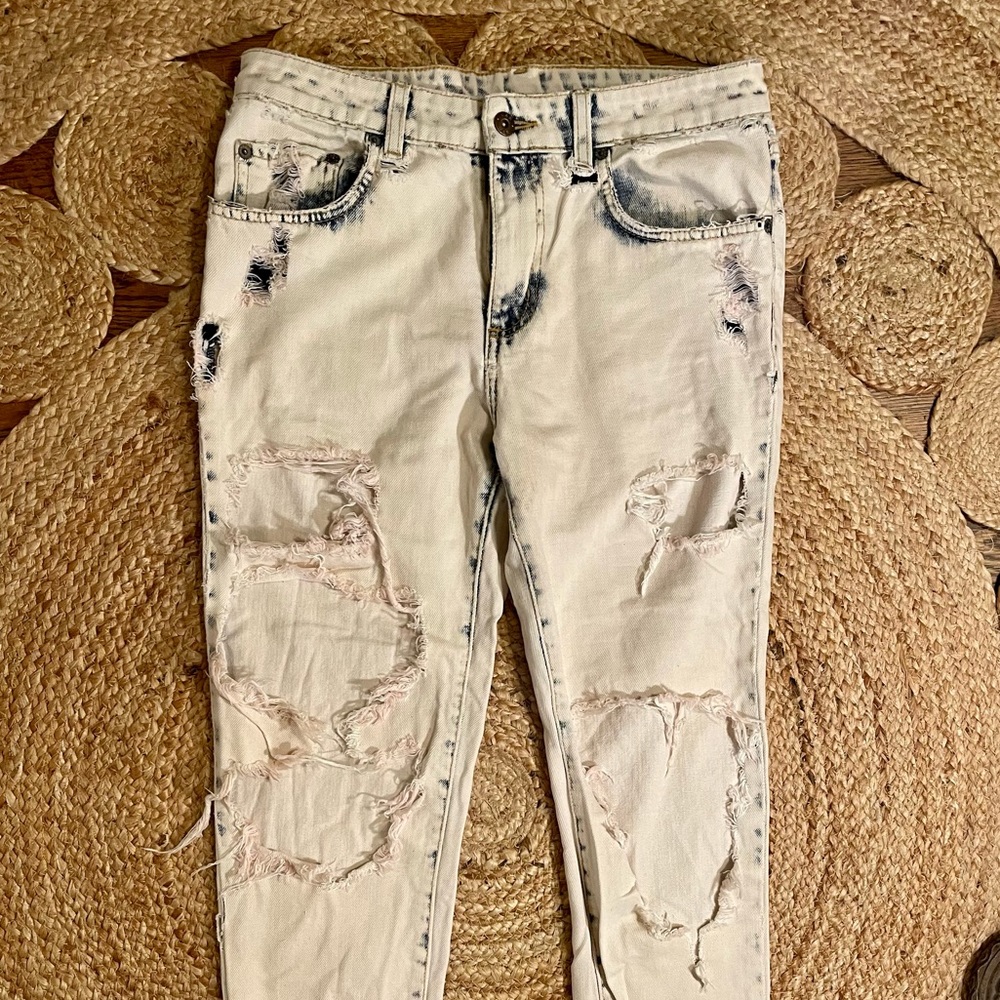 CARMAR Distressed Acid Wash JEANS